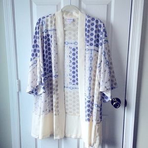 LuLaRoe kimono